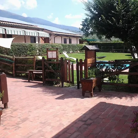 Il Borgo Dell'ulivo Trevi