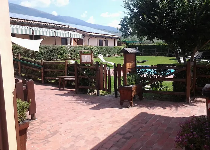 Il Borgo Dell'ulivo Trevi